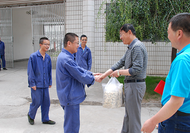 2014-2.jpg 2014-2.jpg